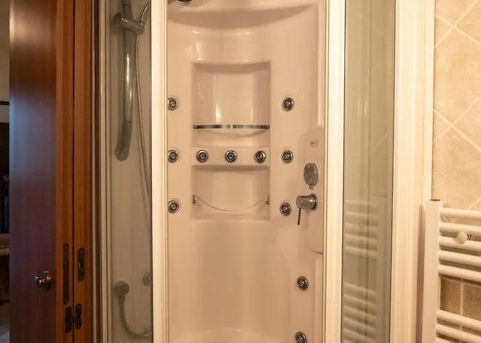 לינה וארוחת בוקר Alarcon Storico